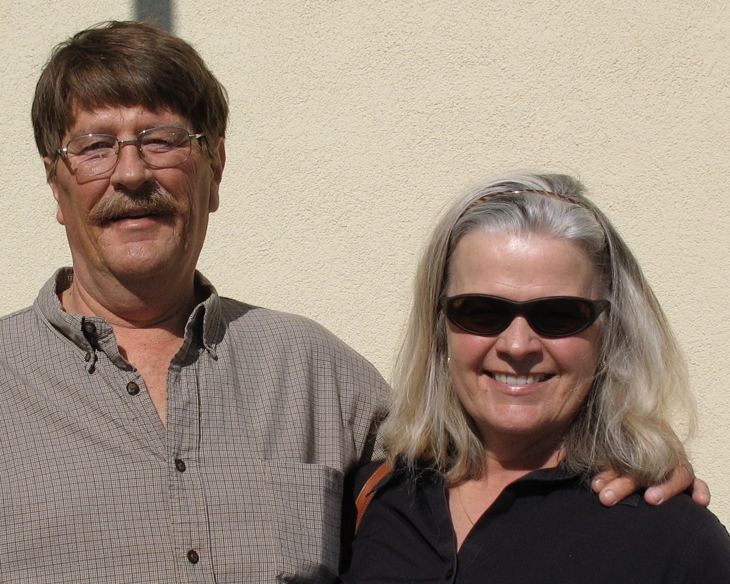 a portrait of Diane Olberg and her husband